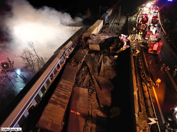VIDEO दोन ट्रेनची समोरासमोर धडक, 26 ठार, 85 जखमी