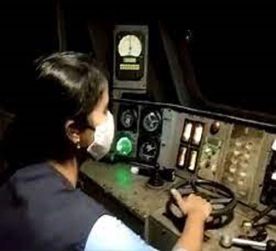 Career in Loco Pilot: लोको पायलट कोर्समध्ये कॅरिअर करा, पात्रता, जॉब व्याप्ती, पगार जाणून घ्या