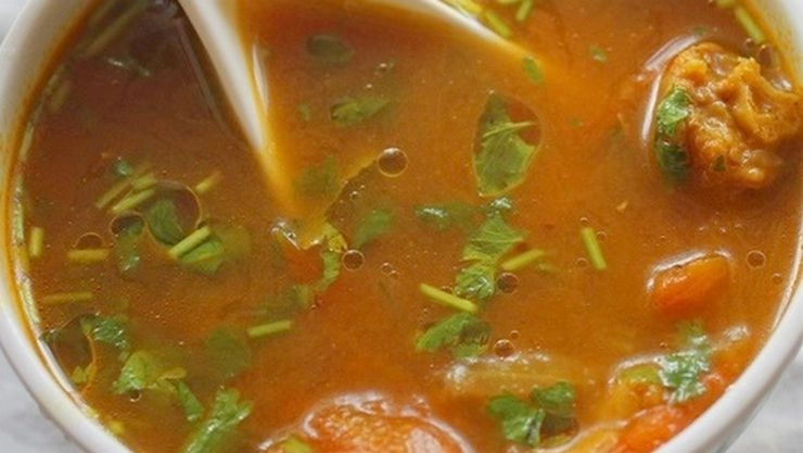 लठ्ठपणा कमी करून हिवाळ्यात शरीरात गरमी आणतो नॉनवेज सूप