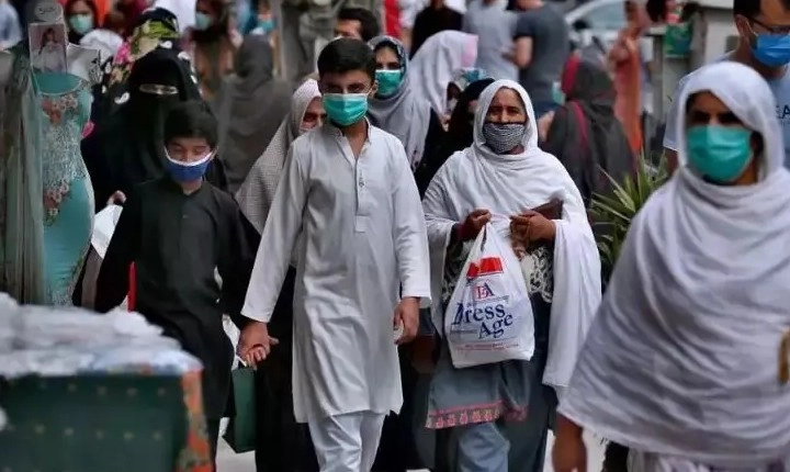 பாகிஸ்தானில் கடும் பனிப்பொழிவு: இதுவரை 21 பேர் உயிரிழப்பு