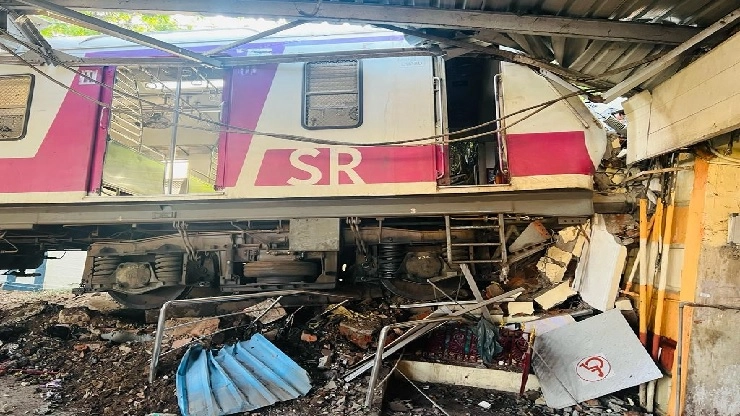 Chennai Local train crash: விசாரணை குழு அமைப்பு!