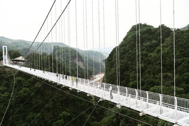 Vietnam Bridge