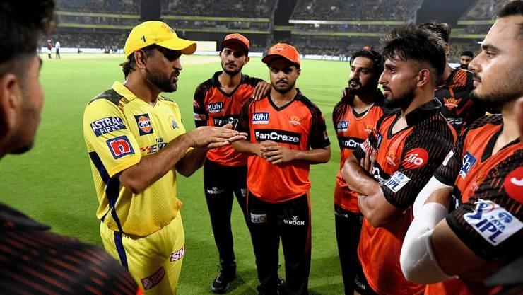 Dhoni advice to SRH Players