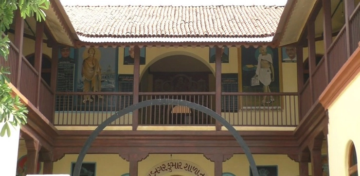 Wadnagar Modi school