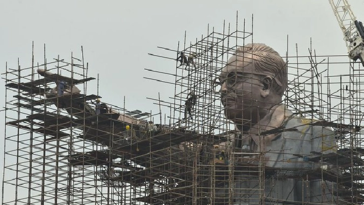 அமெரிக்காவில் மிகப்பெரிய அம்பேத்கர் சிலை - 'Statue of Equality' எனப் பெயர் சூடல்