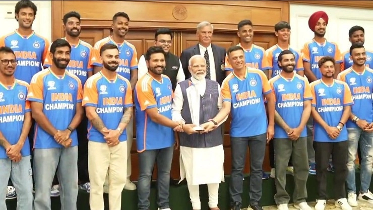 Indian Team Meet Modi
