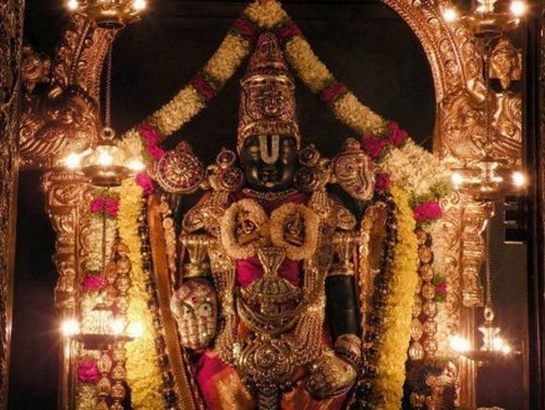 కొత్త సంవత్సరం: శ్రీవారి ఆలయం అందం.. స్వామివారి ప్రతిరూపం అద్భుతం