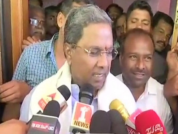 #KarnatakaVotesForCongress కాంగ్రెస్‌కు 120పైగా సీట్లు వస్తాయ్.. యడ్డీ పాపం: సిద్ధరామయ్య