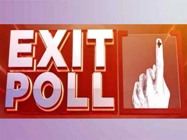 Exit Poll LIVE: महाराष्ट्र विधानसभा निवडणुकीनंतर फडणवीस, मुंडे, पवार, ठाकरे यांचं काय होणार?