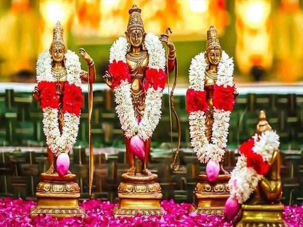 భద్రాద్రి రామునికి కొత్త తలనొప్పి.. 'శ్రీరామచంద్ర' పదానికి బదులుగా 'రామనారాయణ'!