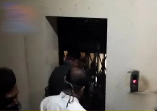 40व्या मजल्यावरून लिफ्ट कोसळल्याने एकाचा मृत्यू