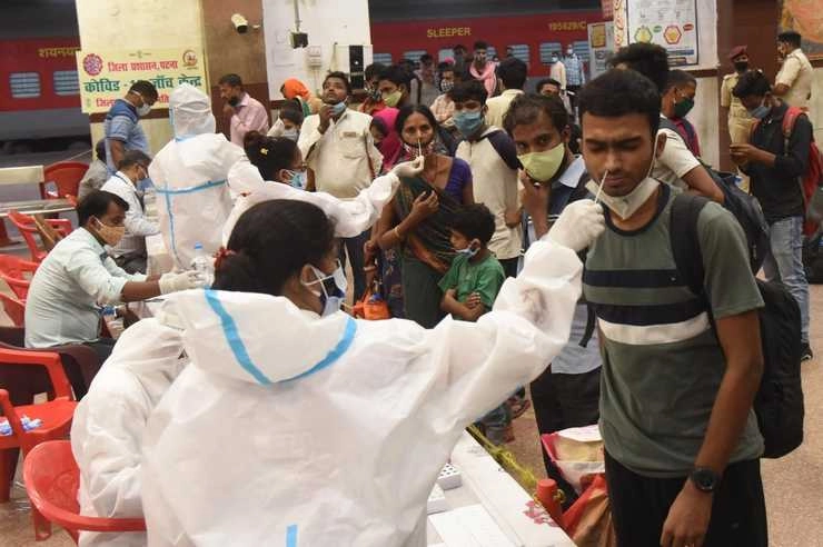 గురుకులాల్లో కలకలం రేపుతున్న కరోనా - 42 మందికి పాజిటివ్