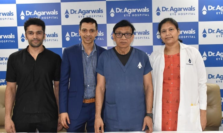 dr agarwal's team