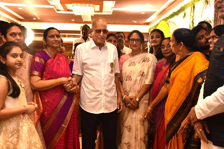 Superstar Krishna, sister tulasi and her family