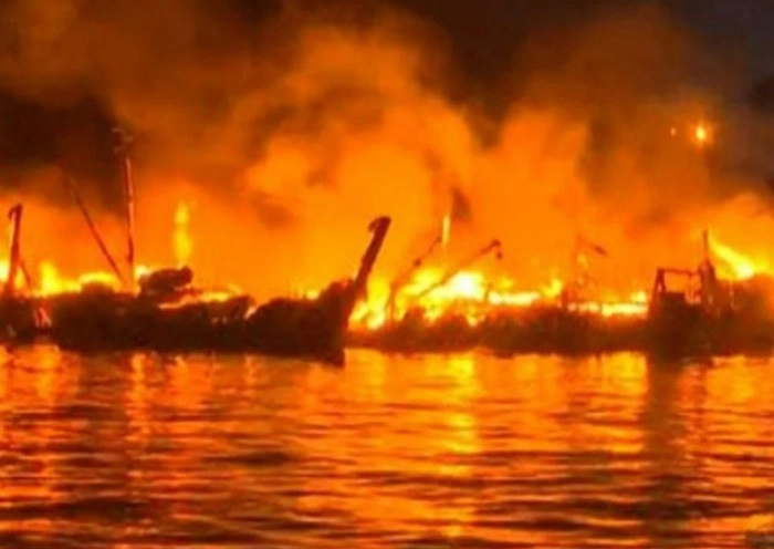 boat fire accident