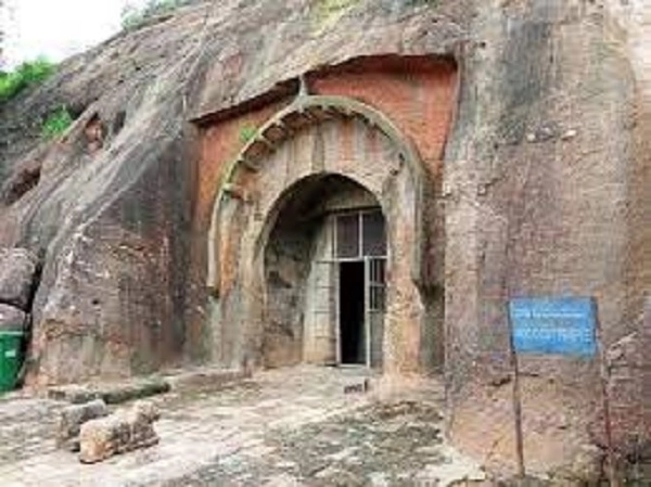 Guntupalli Caves
