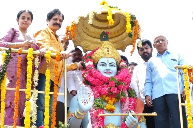 Nandamuri Mohan Krishna,  Mohan Roopa  and others