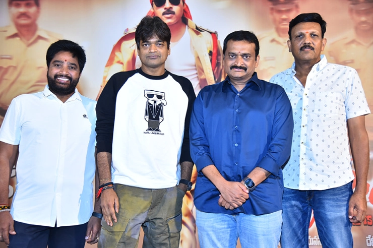 Bandla Ganesh, Harish Shankar, Distributor Satyanarayana, Ramesh Reddy