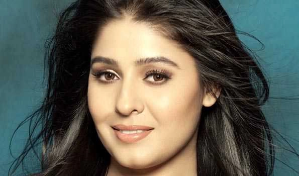 Singer Sunidhi Chauhan's latest song ‘Ye Ranjishein’ out (Video)