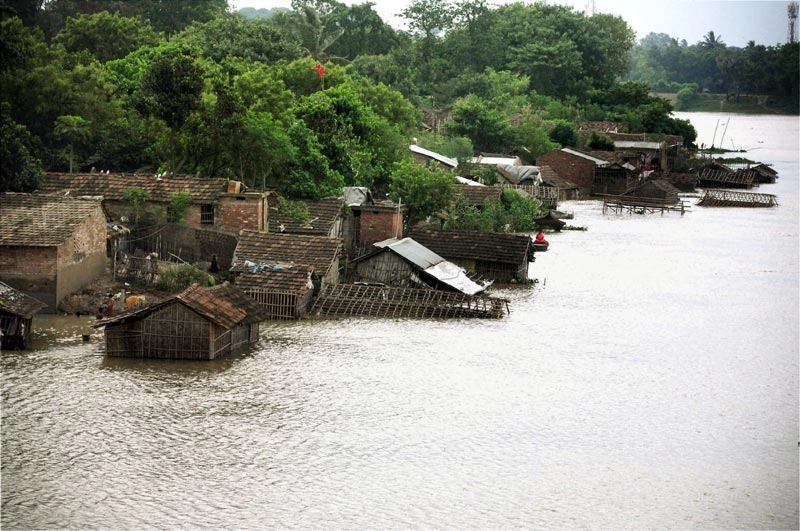 Rain fury poses fresh flash flood threat in HP- Uttarakhand ; brings Satluj & Ganga in spate
