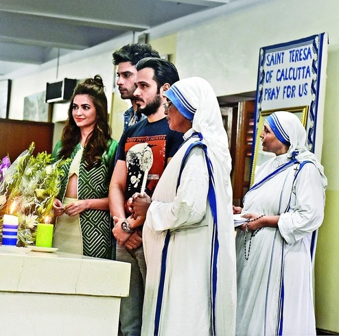 Raaz Reboot team visits Mother Teresa's house in Kolkata