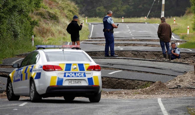Aftershocks rattle New Zealand after powerful quake kills two