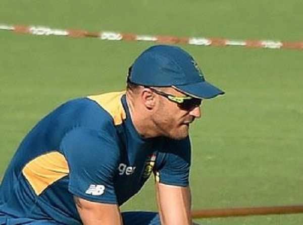 Du Plessis hits 185 as South Africa win fourth ODI v Sri Lanka
