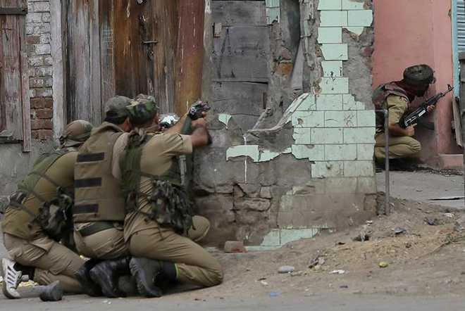2 officers among 7 martyred in gunfight, 6 terrorists killed