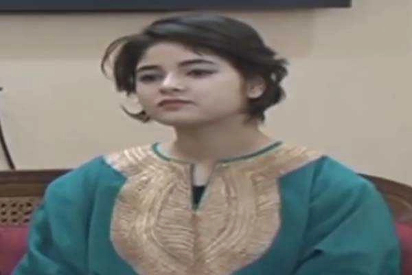 Dangal girl Zaira bows down before Kashmiri trolls