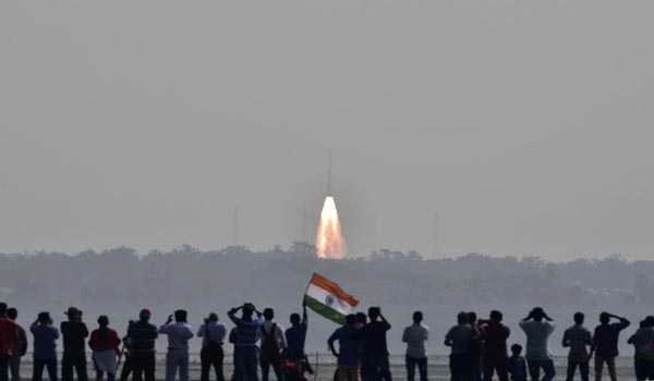 India's satellite launch wins accolades from international media