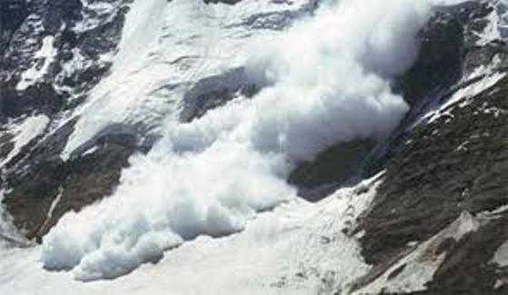 3 soldiers trapped, 2 rescued as avalanche hits Army post in Ladakh