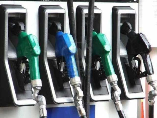 No change in petrol prices; diesel slashes