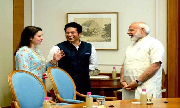 Modi shared a picture with Tendulkar and it went viral