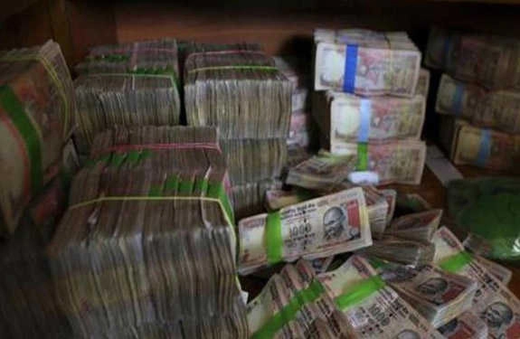 Demonetised currency notes worth Rs 7 cr seized,2 held