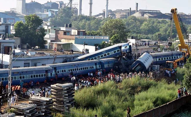 Utkal Exp derailment: 4 Railway officials suspended; 3 sent on leave