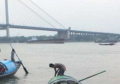 Wow! Adventure sports activities in river Ganga