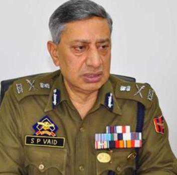 Vacancy of Let commander lying vacant, No one is taking it: JK DGP