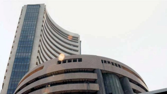 Indian share market rocked, Sensex slumps to 1200 points