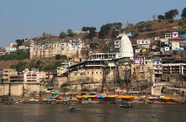 Top 10 Must visit Tourist Places In Madhya Pradesh! Yes, visit them Right now!