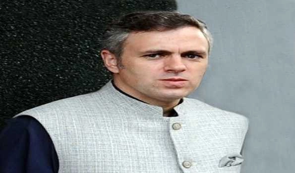 Omar takes dig at Kavinder for claiming BJP not supporting soft approach towards stone pelters