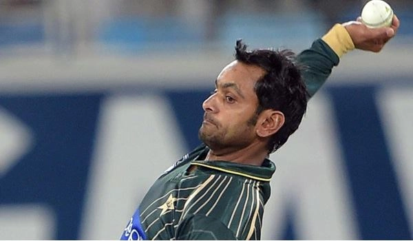 PCB issues notice to Mohammad Hafeez for challenging its rules