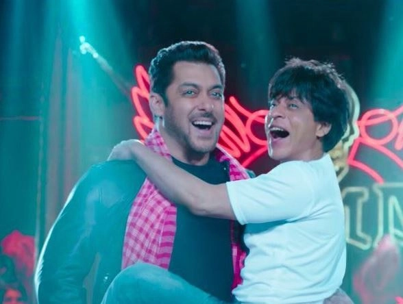 Will SRK play a spoilsport in Salman's festive mood?
