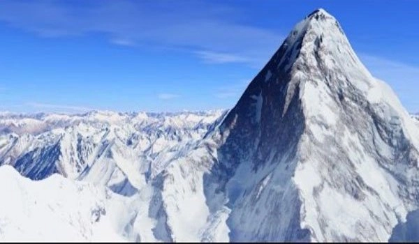 As many as 31 climbed at world's second highest mountain in single day