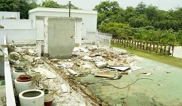 Damage of Rs 10 lacs to govt bungalow vacated by Akhilesh Yadav