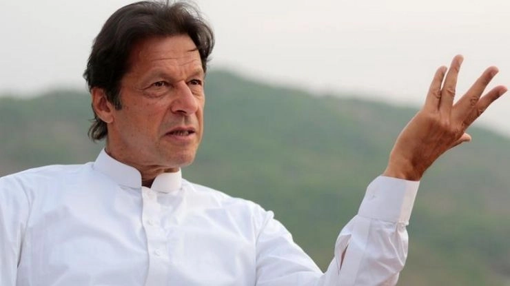 Pakistani opposition to challenge Imran Khan with own PM candidate in Parliament
