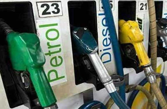 Petrol, Diesel on top in Mumbai