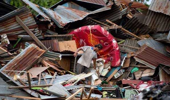 Indonesia quake-tsunami toll crosses 800, rescue operation in progress