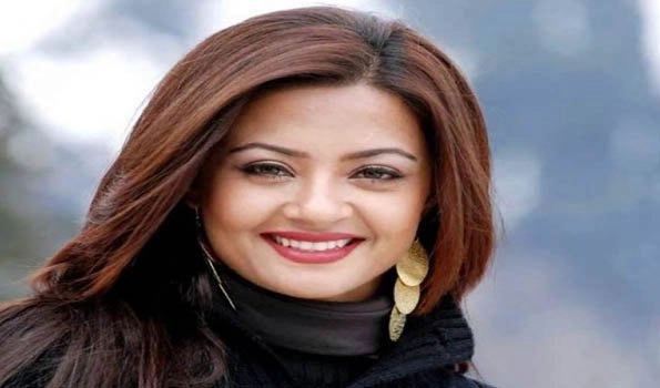 Hate Story Actress Surveen Chawla expecting her first baby