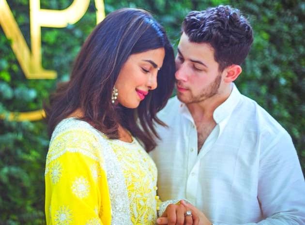 Priyanka Chopra-Nick Jonas’ wedding pics sold for whopping 2.5 million dollars!