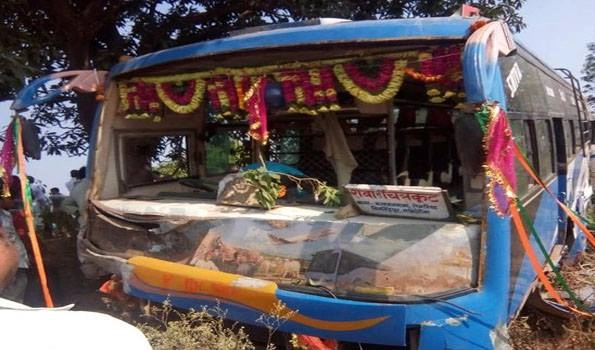 Seven children and a driver dies in a road accident in Satna